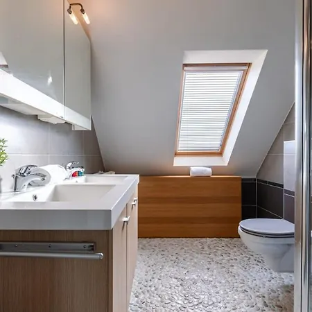 Seaside Central Duplex *
